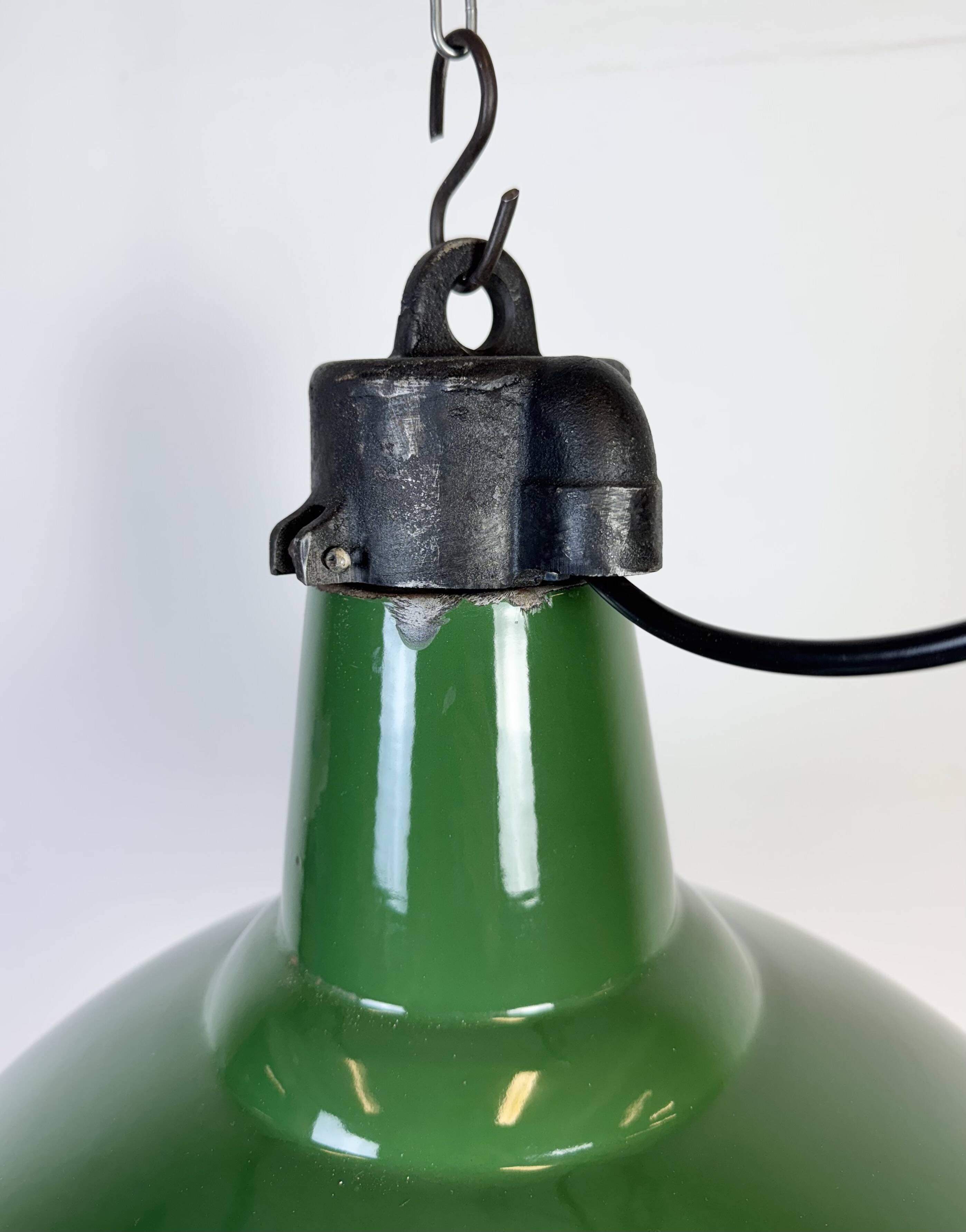 Industrial Green Enamel Factory Pendant Lamp, 1960s