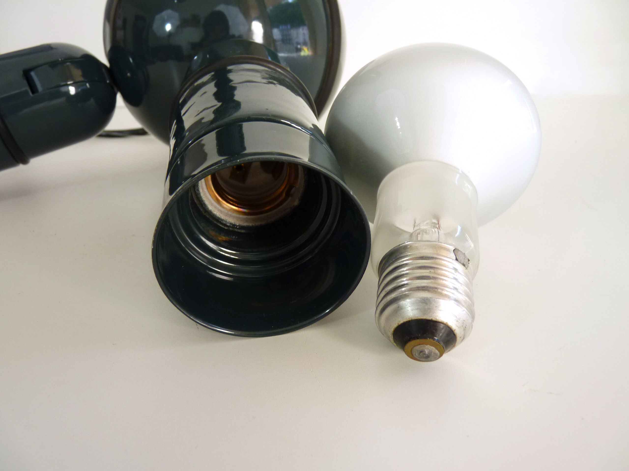 Spherical Lita hanging lamp with 3 sputnik orientable spots