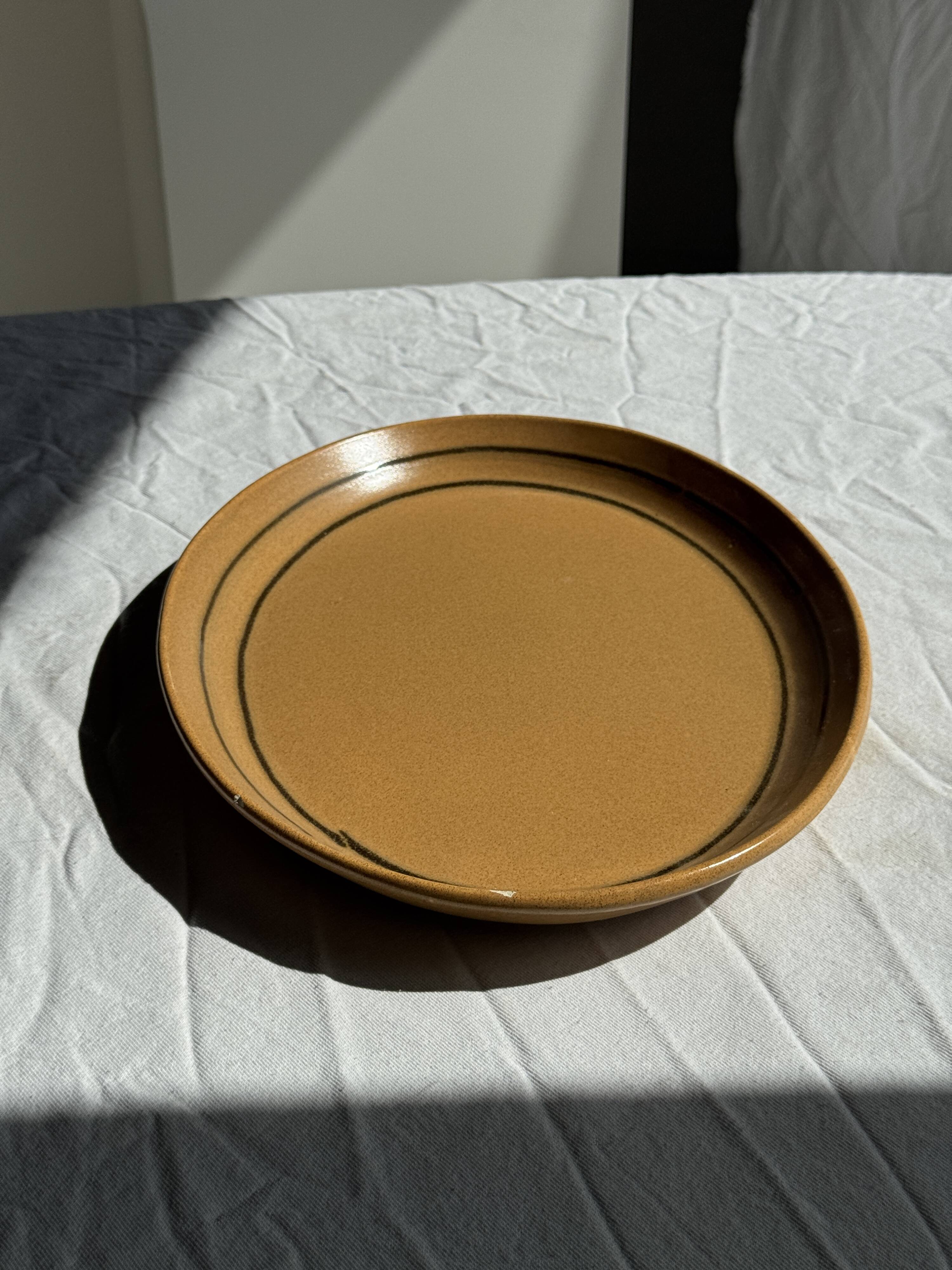 Large oval Sarreguemines stoneware dish with brown border 27x37