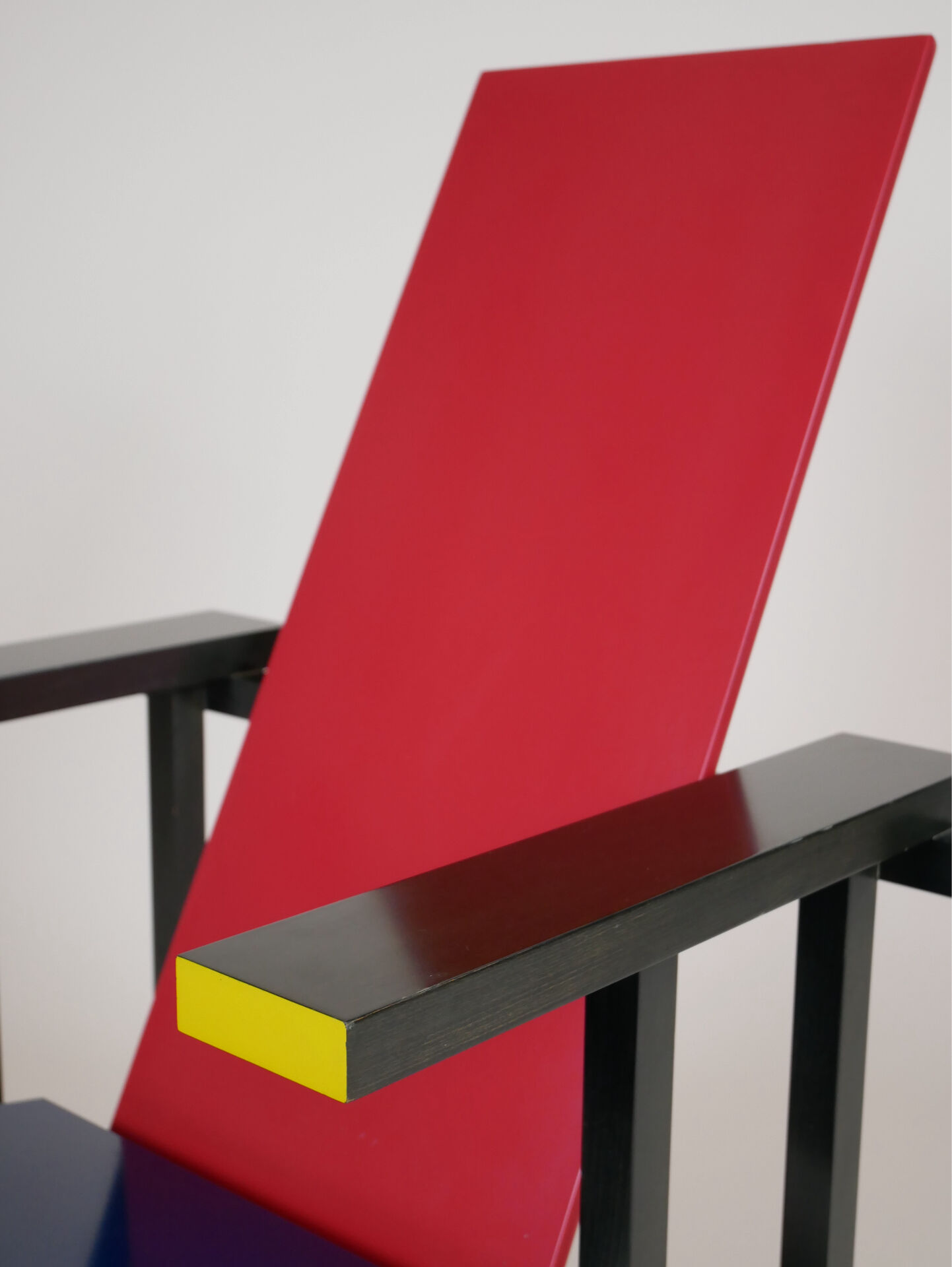 Armchair Red & Blue Gerrit Rietveld