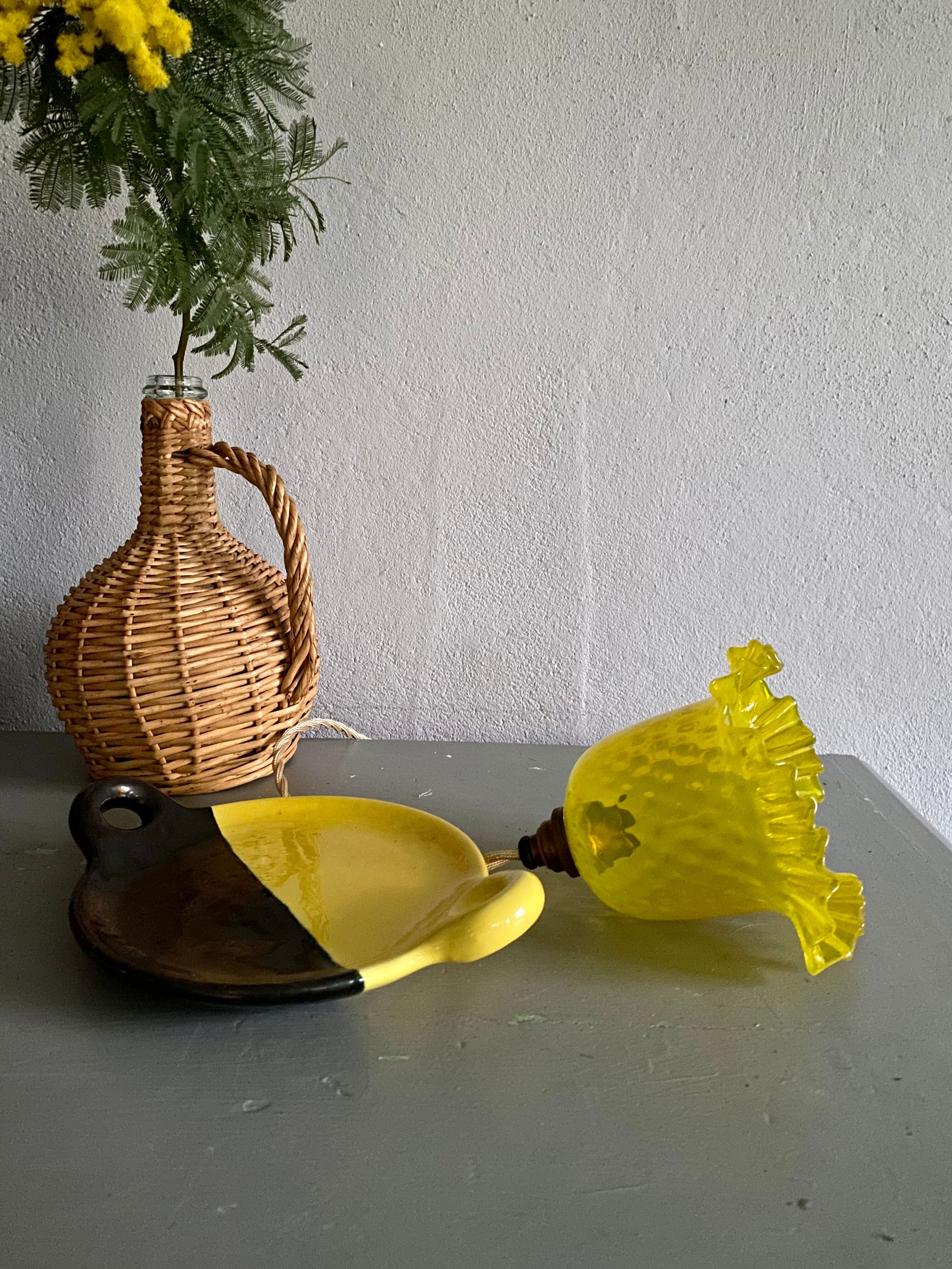 Empty ceramic pocket 60s