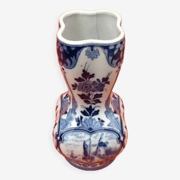 Delft d533 earthenware vase