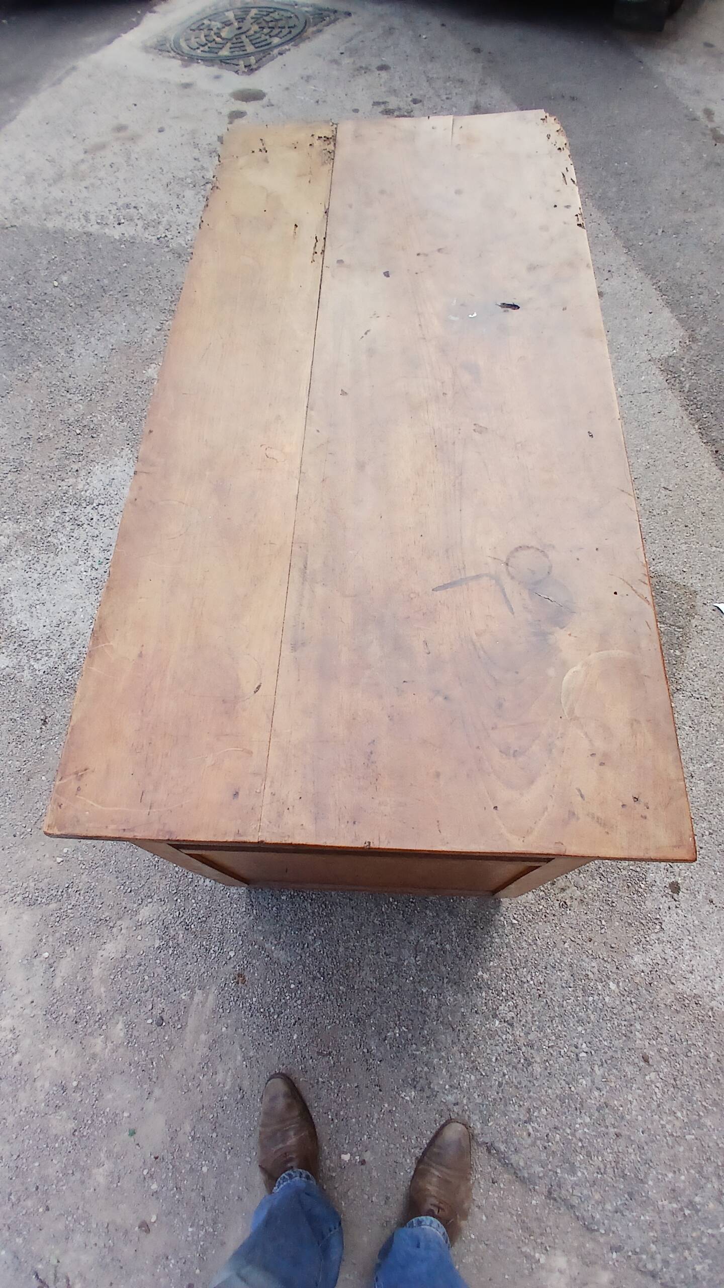 Regional chest of drawers in vintage cherry wood