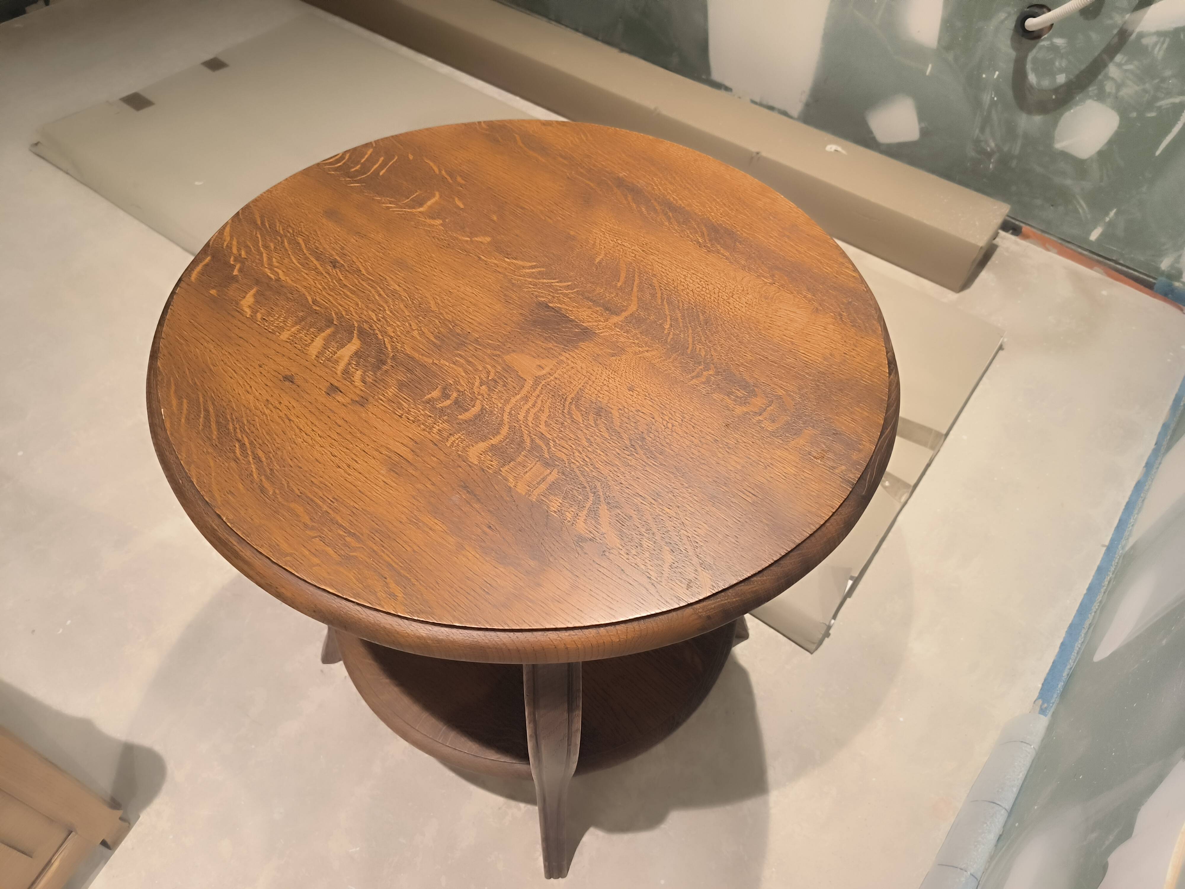 Side table/ round table
