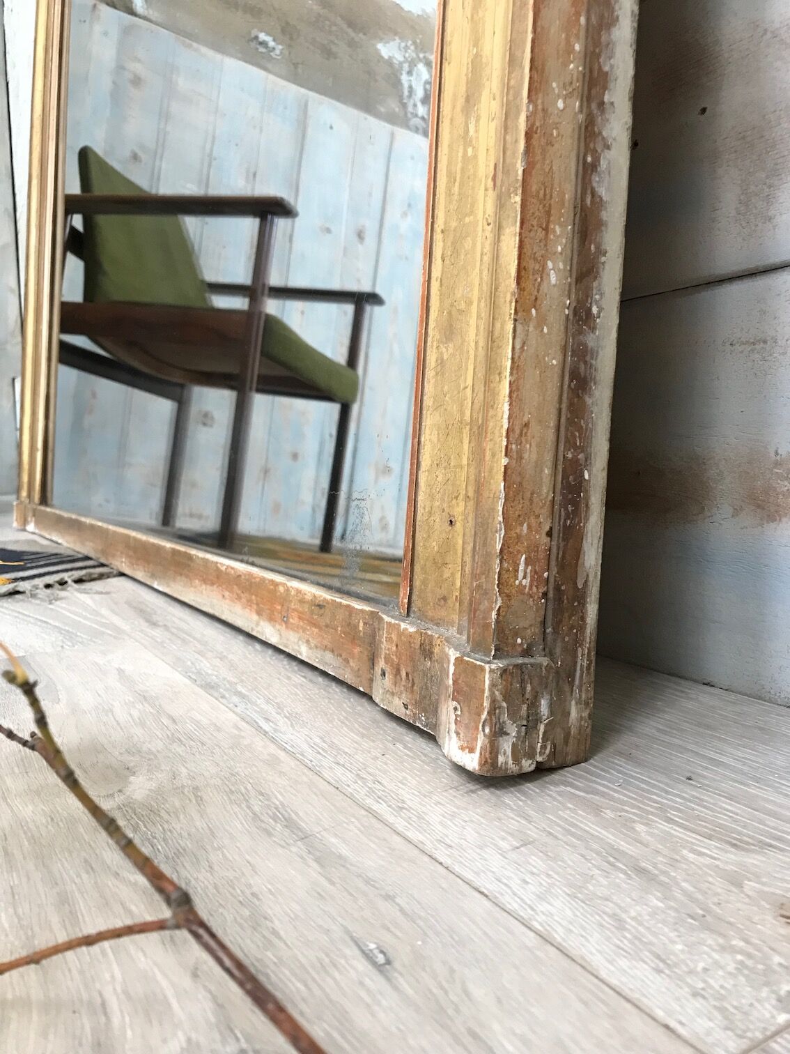 Golden rectangular mirror - 171x127cm