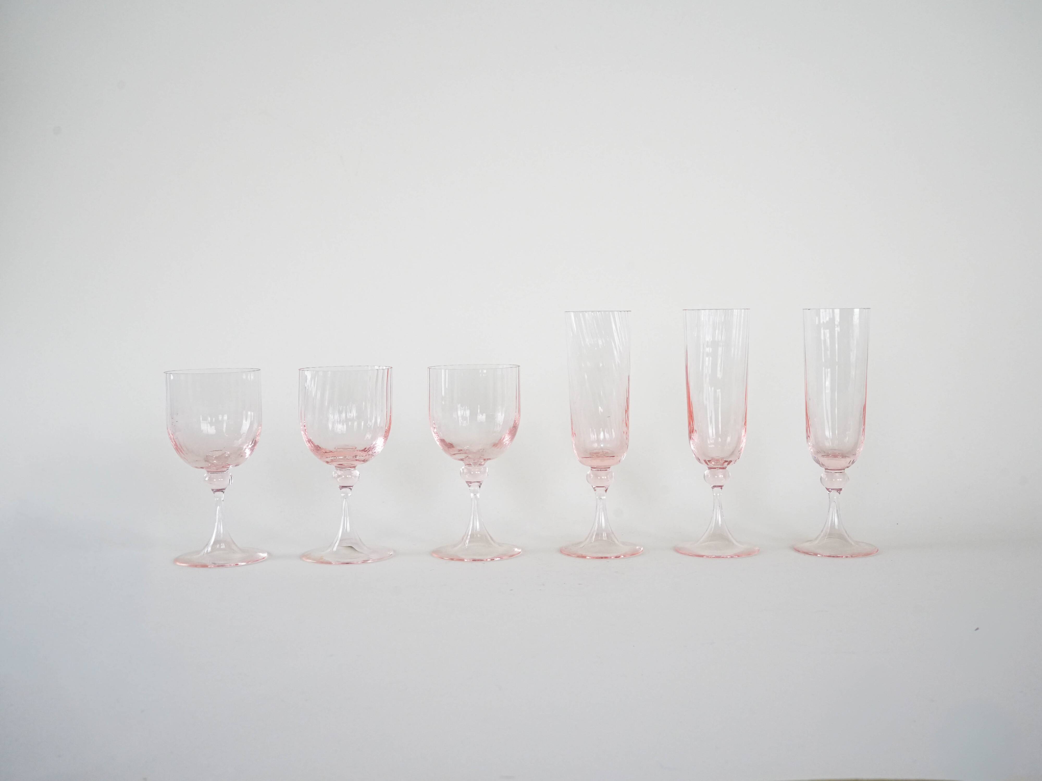 Set of pink glasses, French design, 1970s, made in France