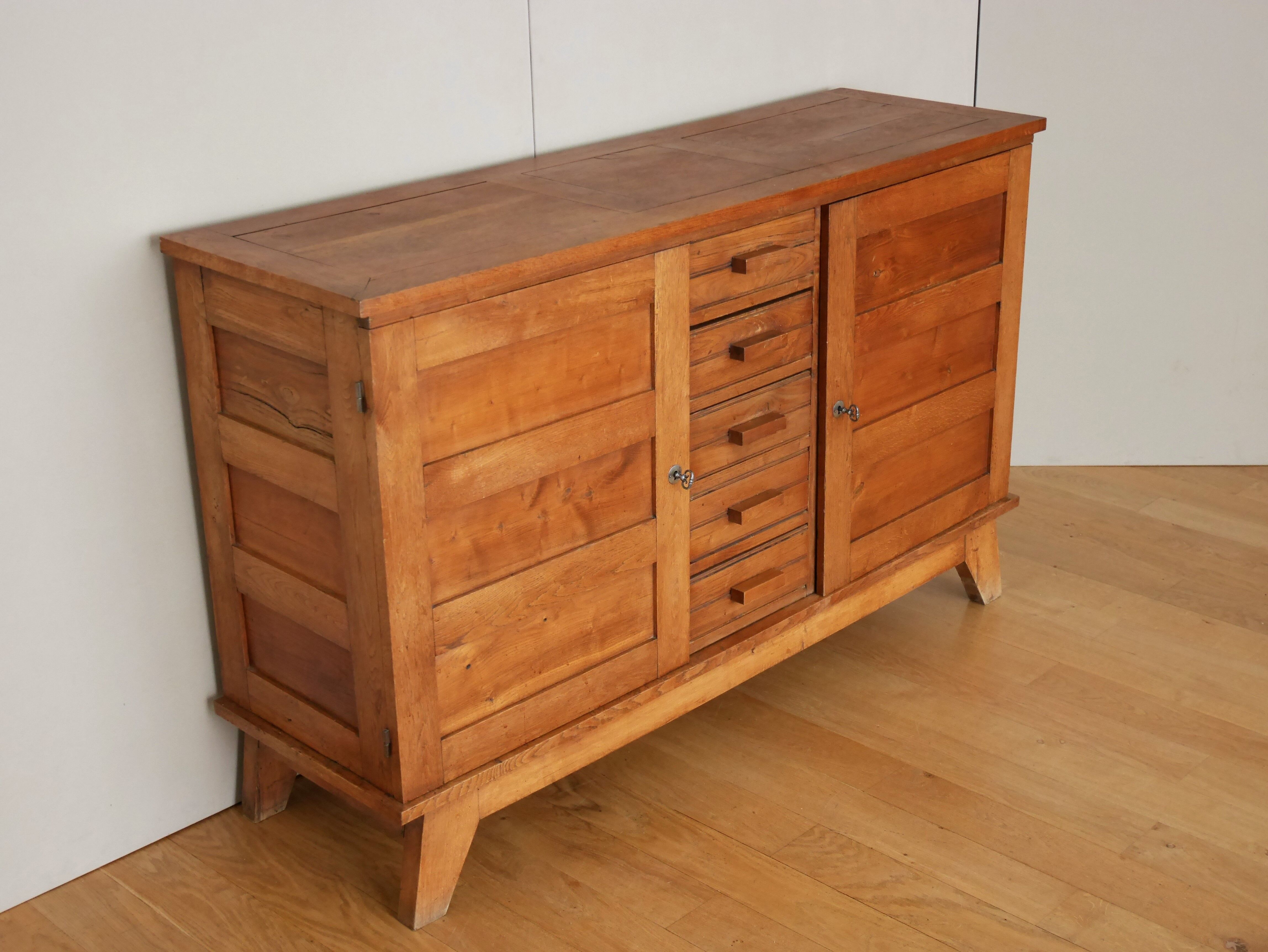 Buffet René Gabriel 1945 for disaster victims