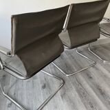 Set of 6 Uno chairs in grey leather on tubular chrome cantilevered frames