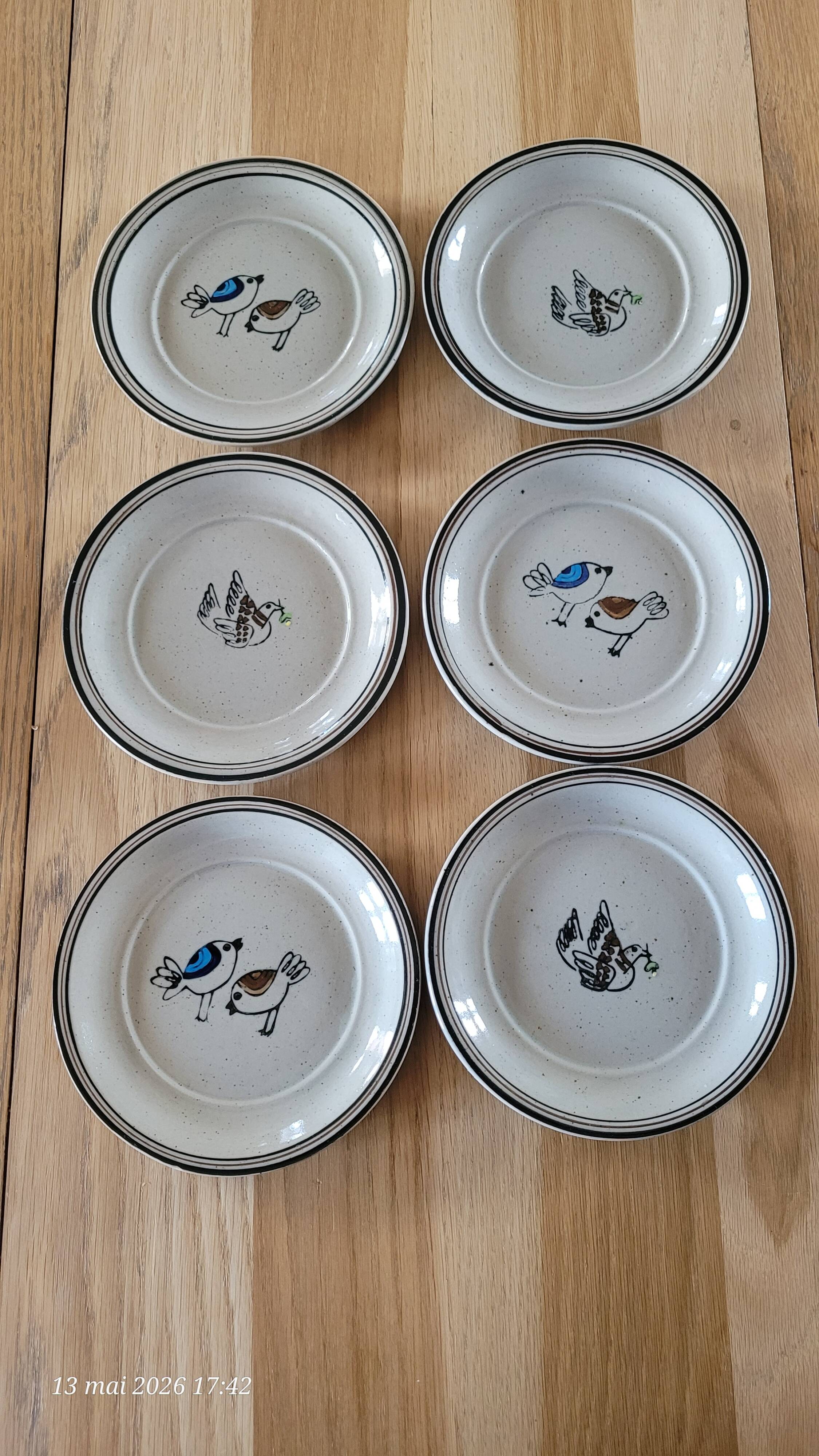6 assiettes à dessert en grès moucheté