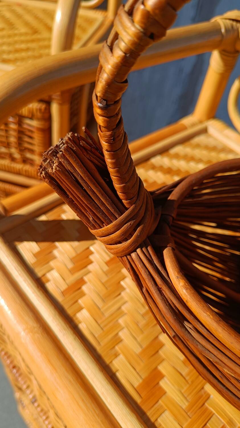 Vintage rattan fruit basket – bohemian antique basket from the 1960s