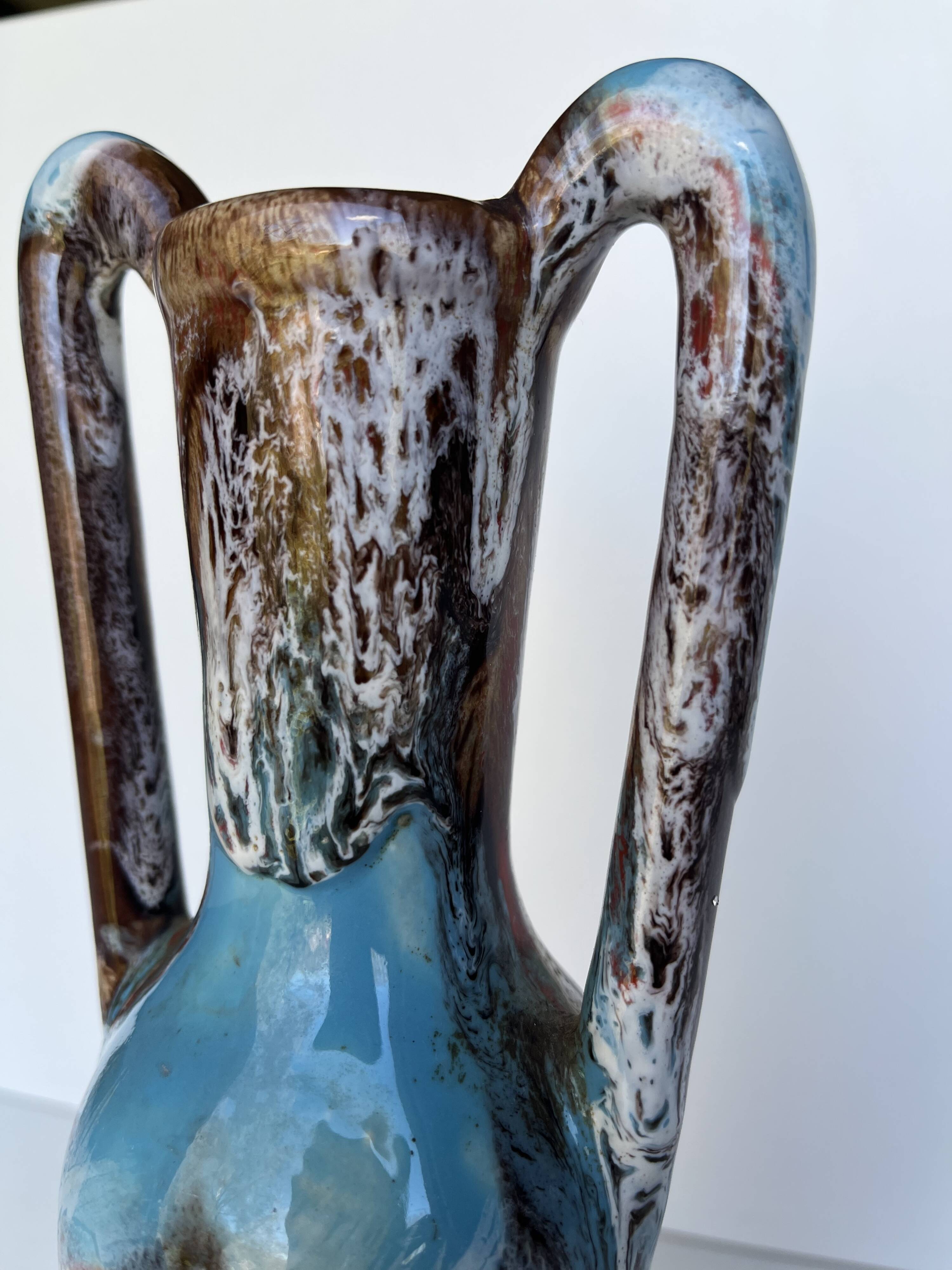 Amphora-type Fat Lava vase