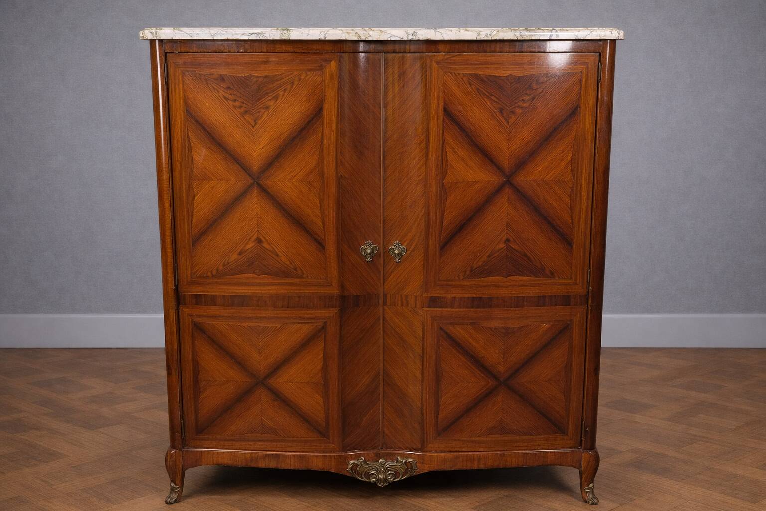 curved buffet in marquetry – Louis XV / Louis XVI Transition style