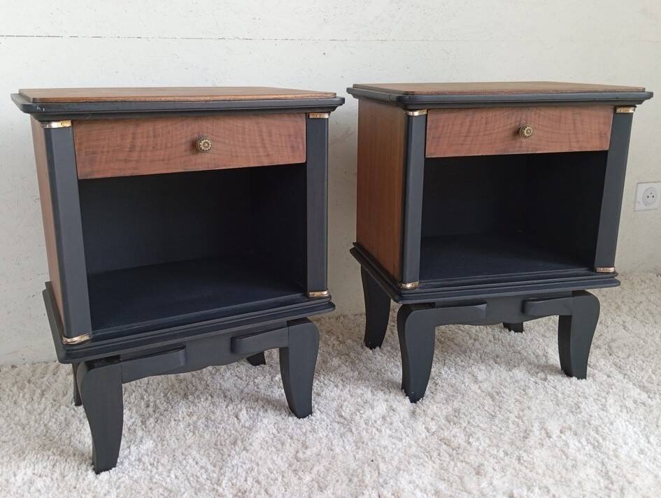 Art Deco walnut bedside tables.