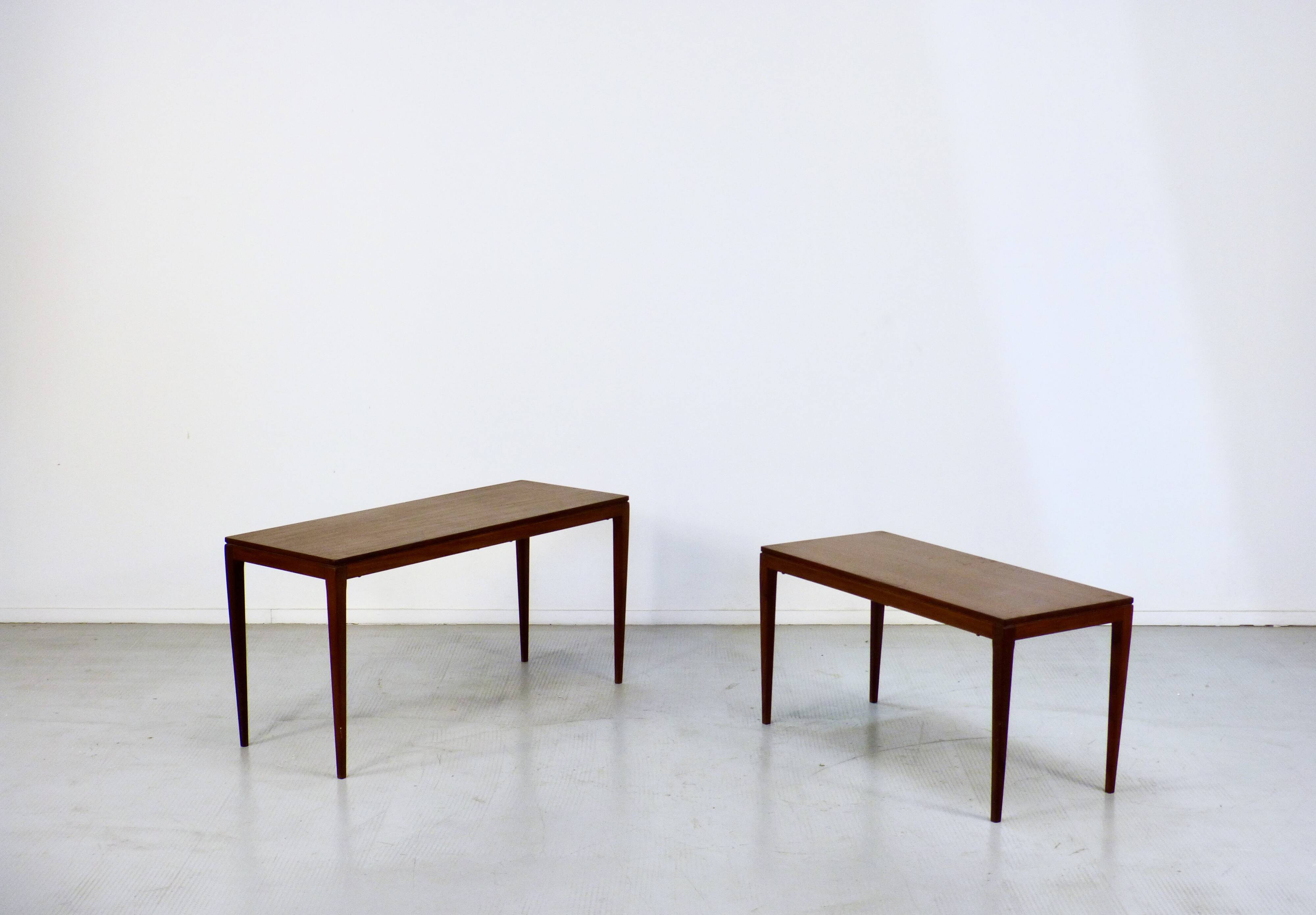 Tables gigognes en teck, style milieu du siècle, années 1960, lot de 2