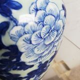 Vase celadon enamel white and blue chinese porcelain 19th