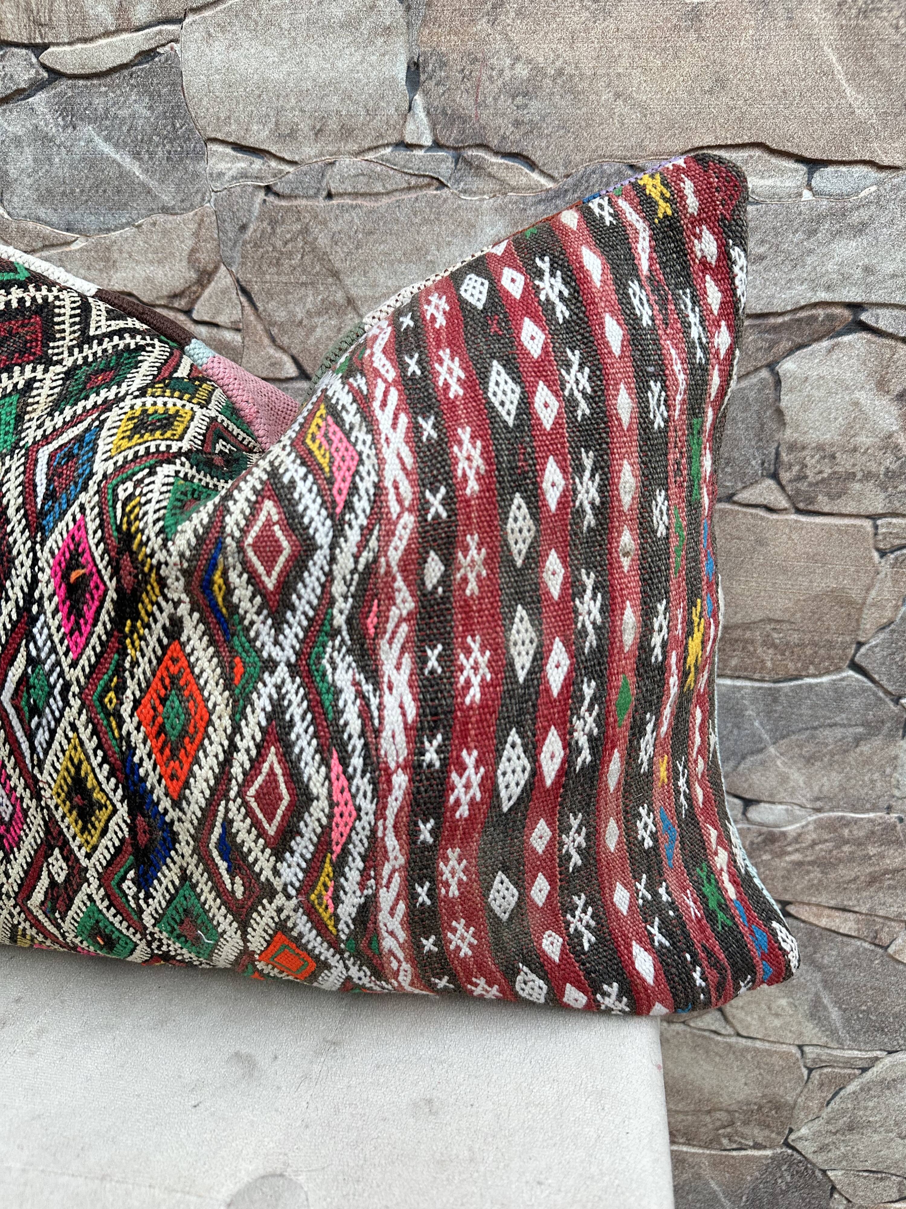 Vintage Moroccan Berber wool cushion cover