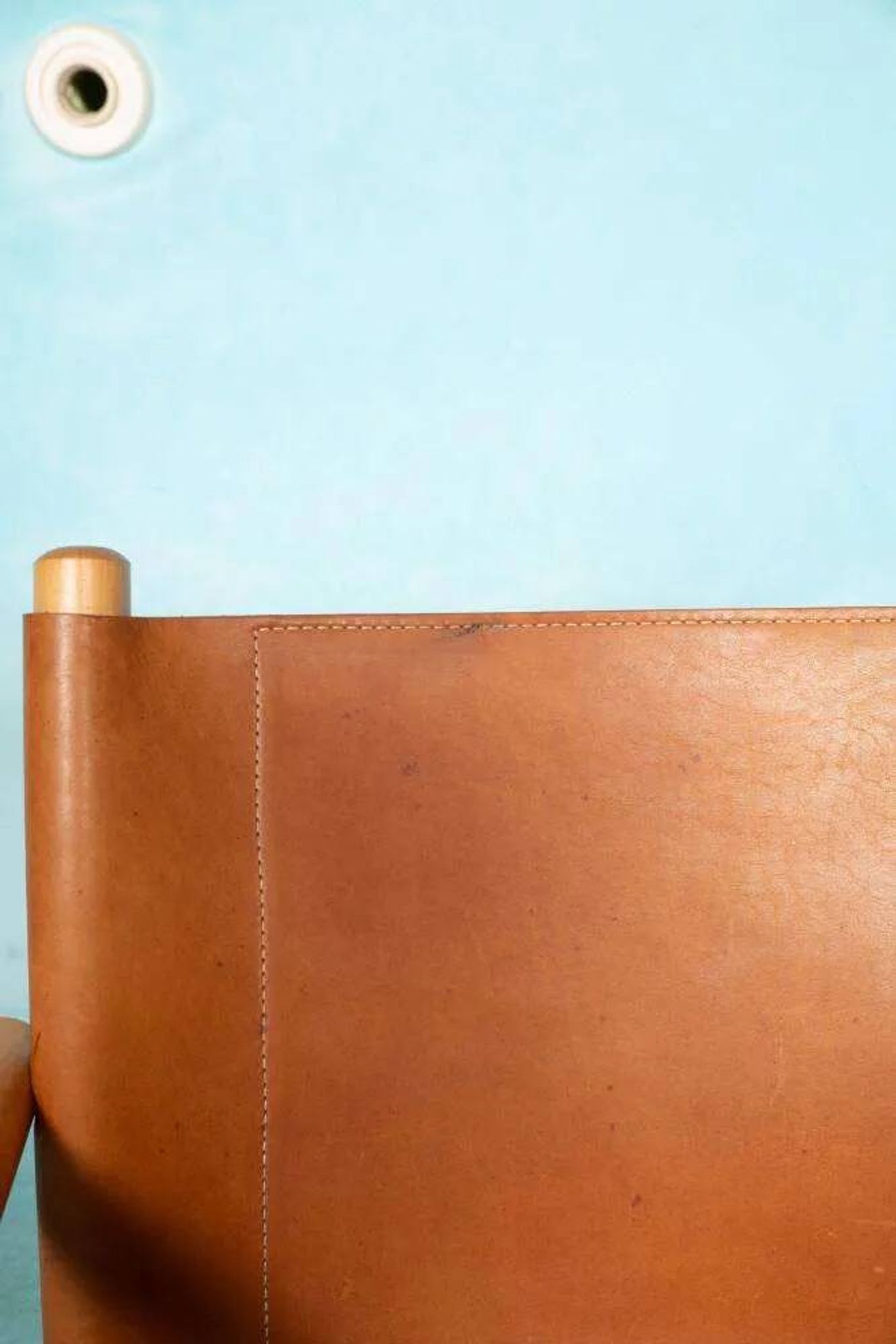 Danish safari chair in beech wood and leather from the 1970s.