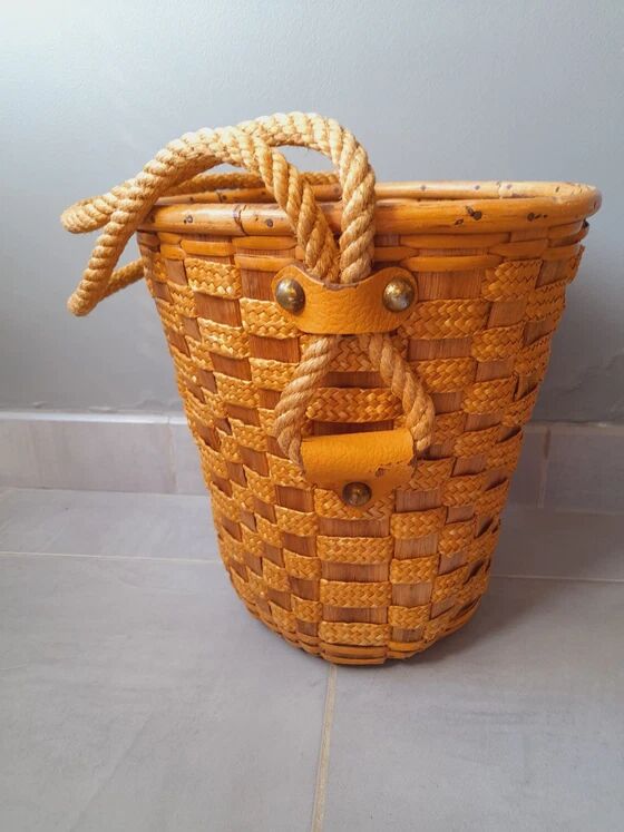 Cache pot suspendu rotin et corde 1960