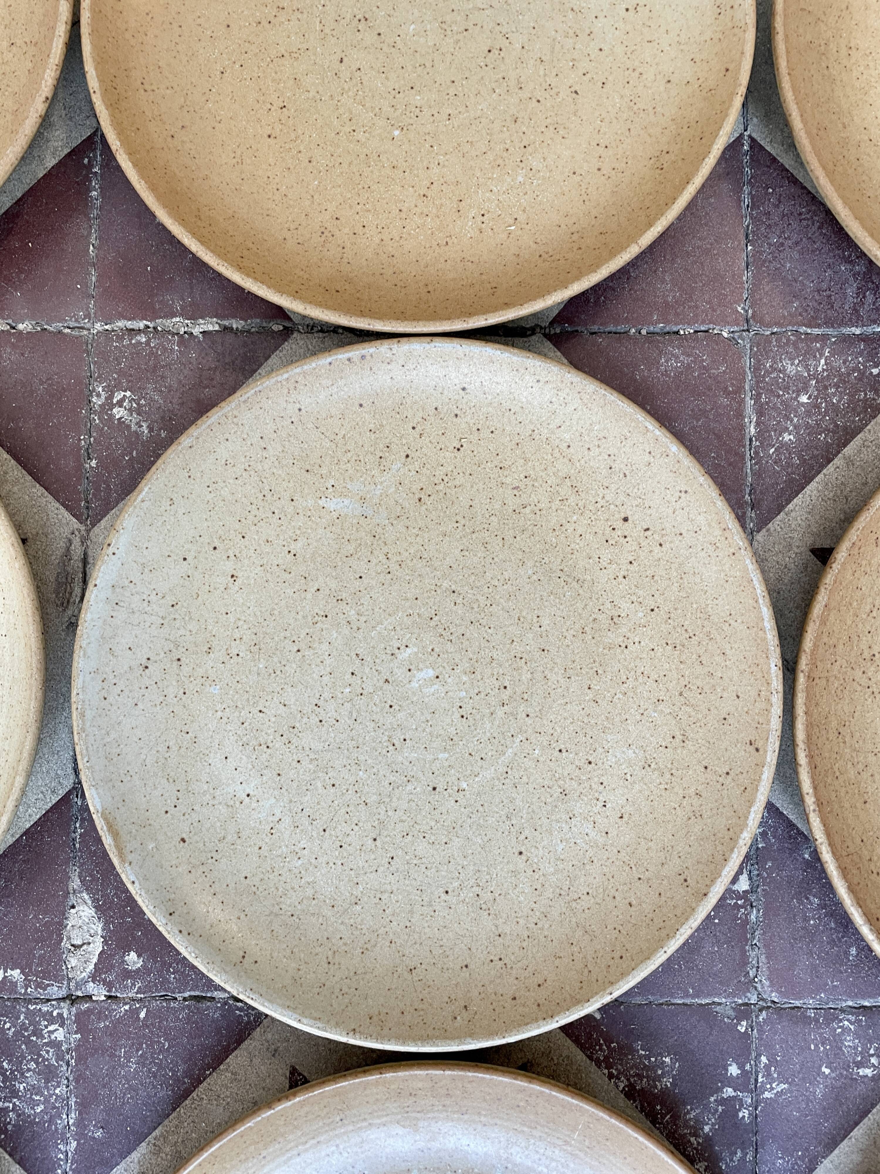 Set of 12 plates dessert gres