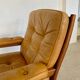 Fauteuil en cuir beige vintage des années 1970 par Göte Möbler.