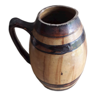 Sandstone pitcher