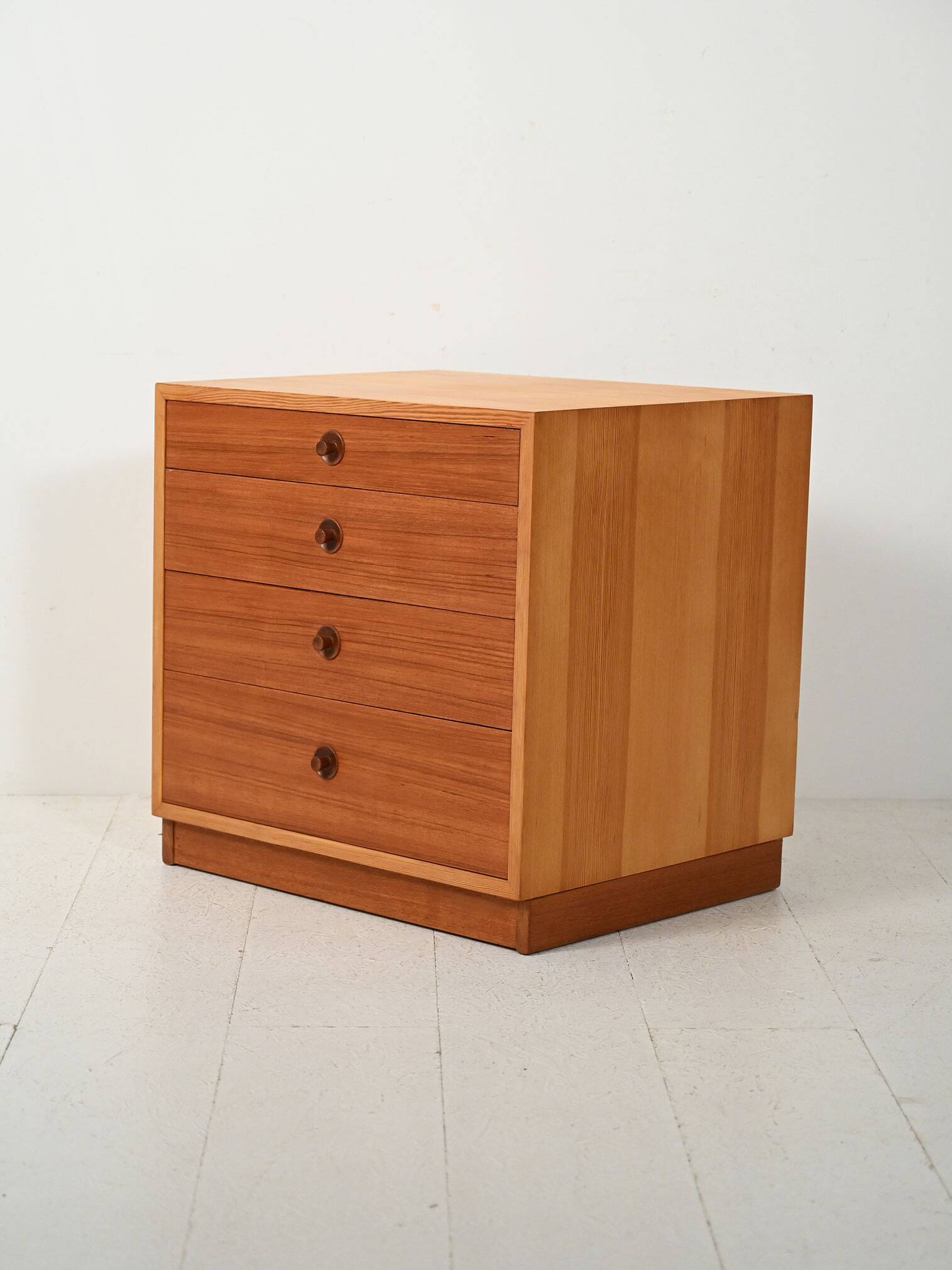 Commode en hêtre danois et teck par Børge Mogensen