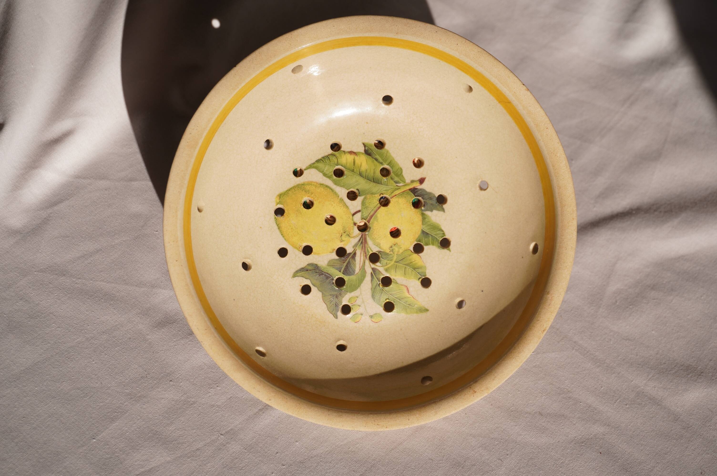 Set of 2 stoneware colanders/strainers, fruit designs, Digoin LML