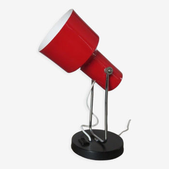 Table lamp in red lacquered aluminum and chromed metal