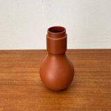 Minimalist German vase from the mid-century, Wormser Terra-Sigillata pottery, 1960s.