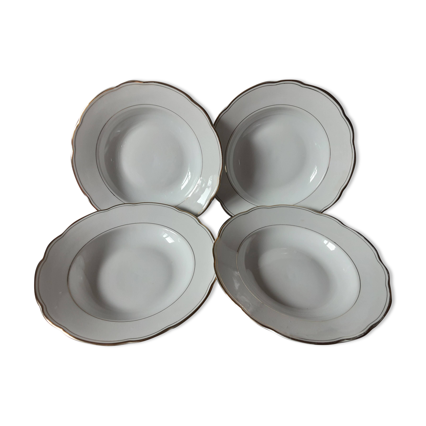 Set of 4 Czechoslovakian soup plates