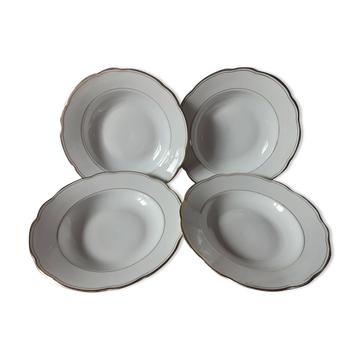 Set of 4 Czechoslovakian soup plates