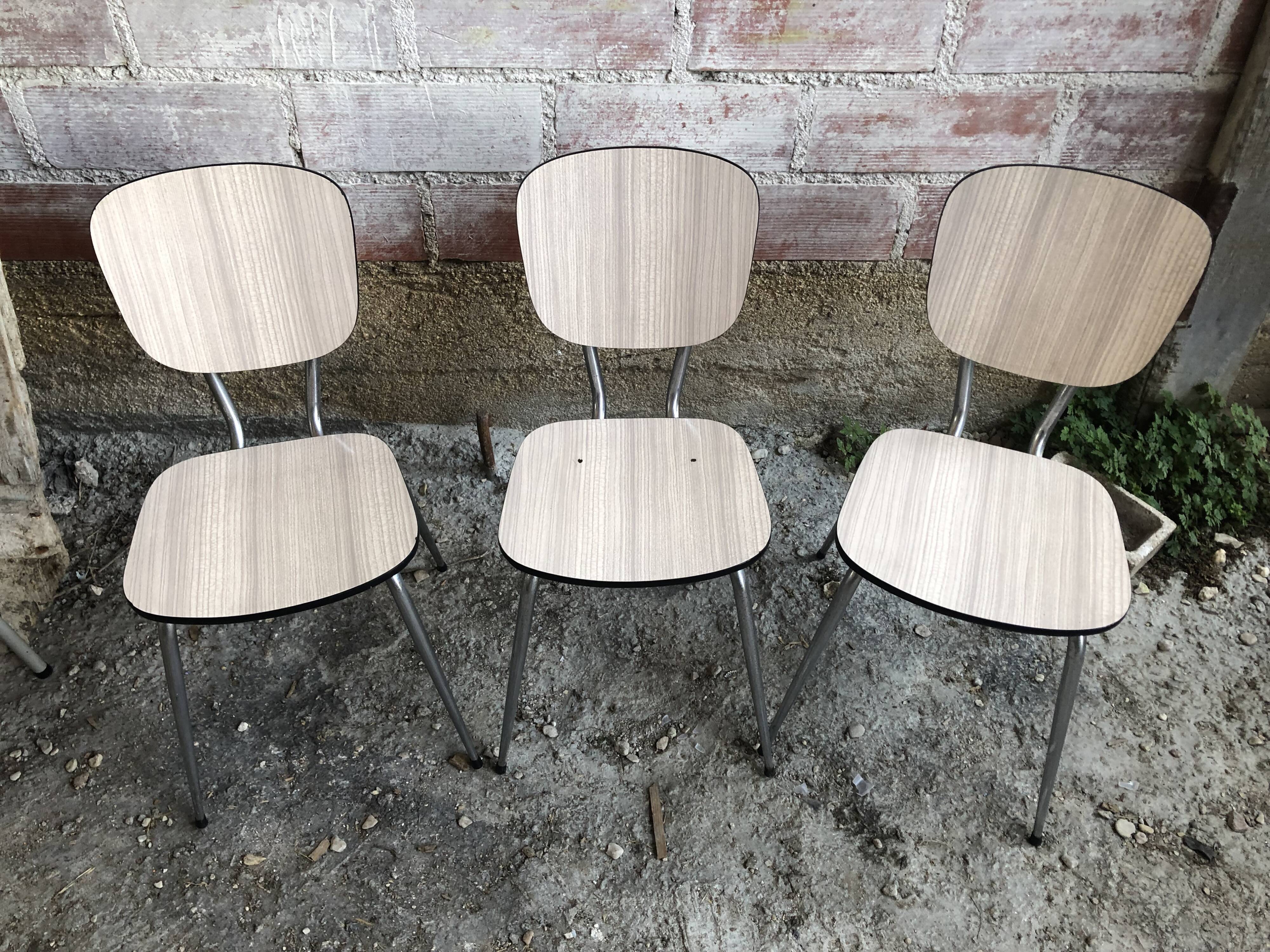 Series of 4 old formica chairs white grey + feet compass metal chrome 70's