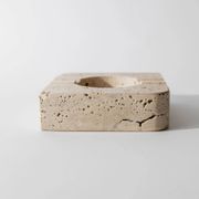 Vintage alabaster ashtray from the 1960s, beige stone, mid-century design, San Gimignano, Italy.