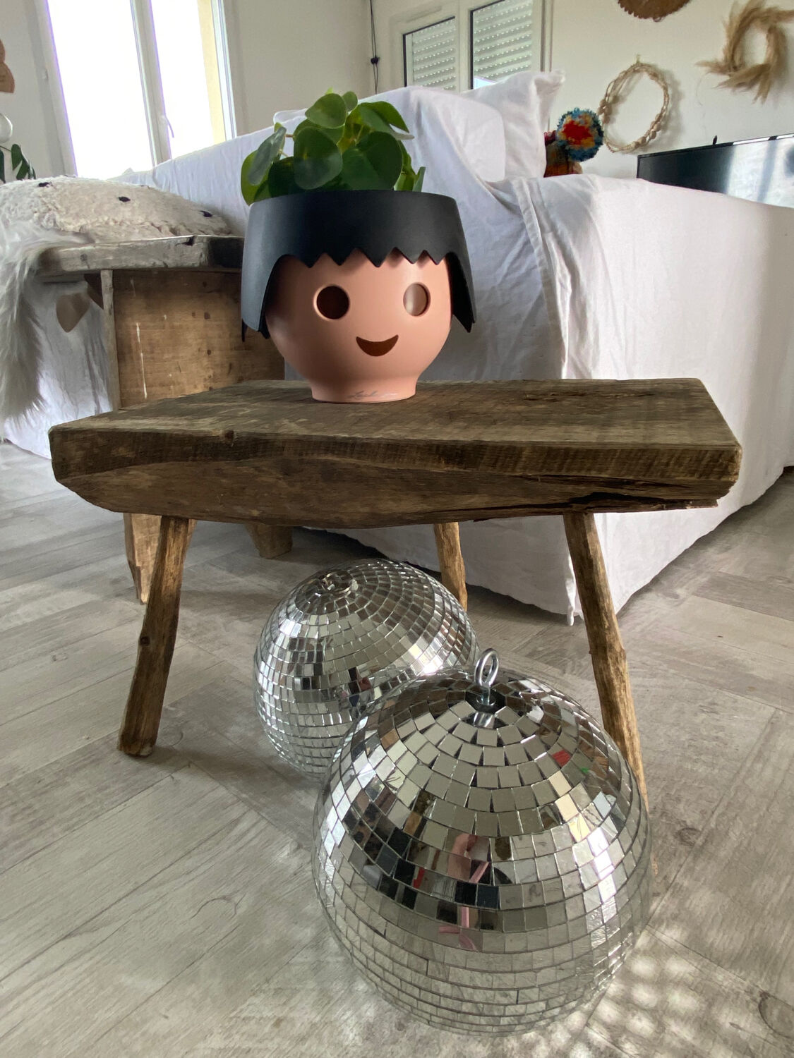 Vintage tripod stool