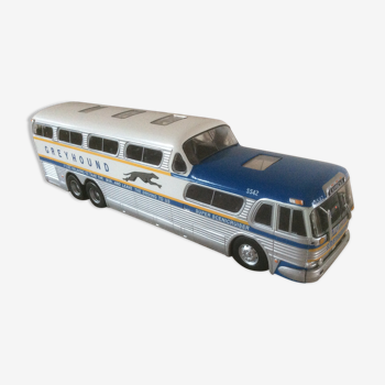 Bus Greyhound mythique de 1956