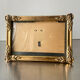 Cadre en bois doré mesures 20 cm x 14 cm verre convexe