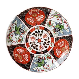 Assiette en porcelaine