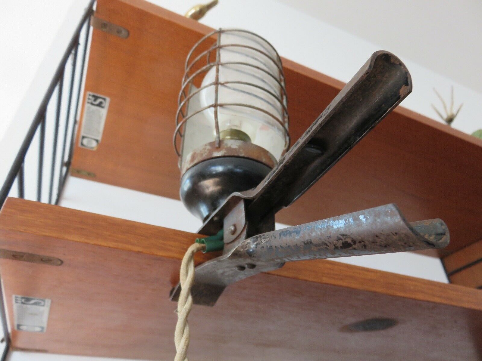 "Radius" bakelite walking lamp 40s 50s