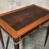 Small Louis XVI style desk in marquetry.