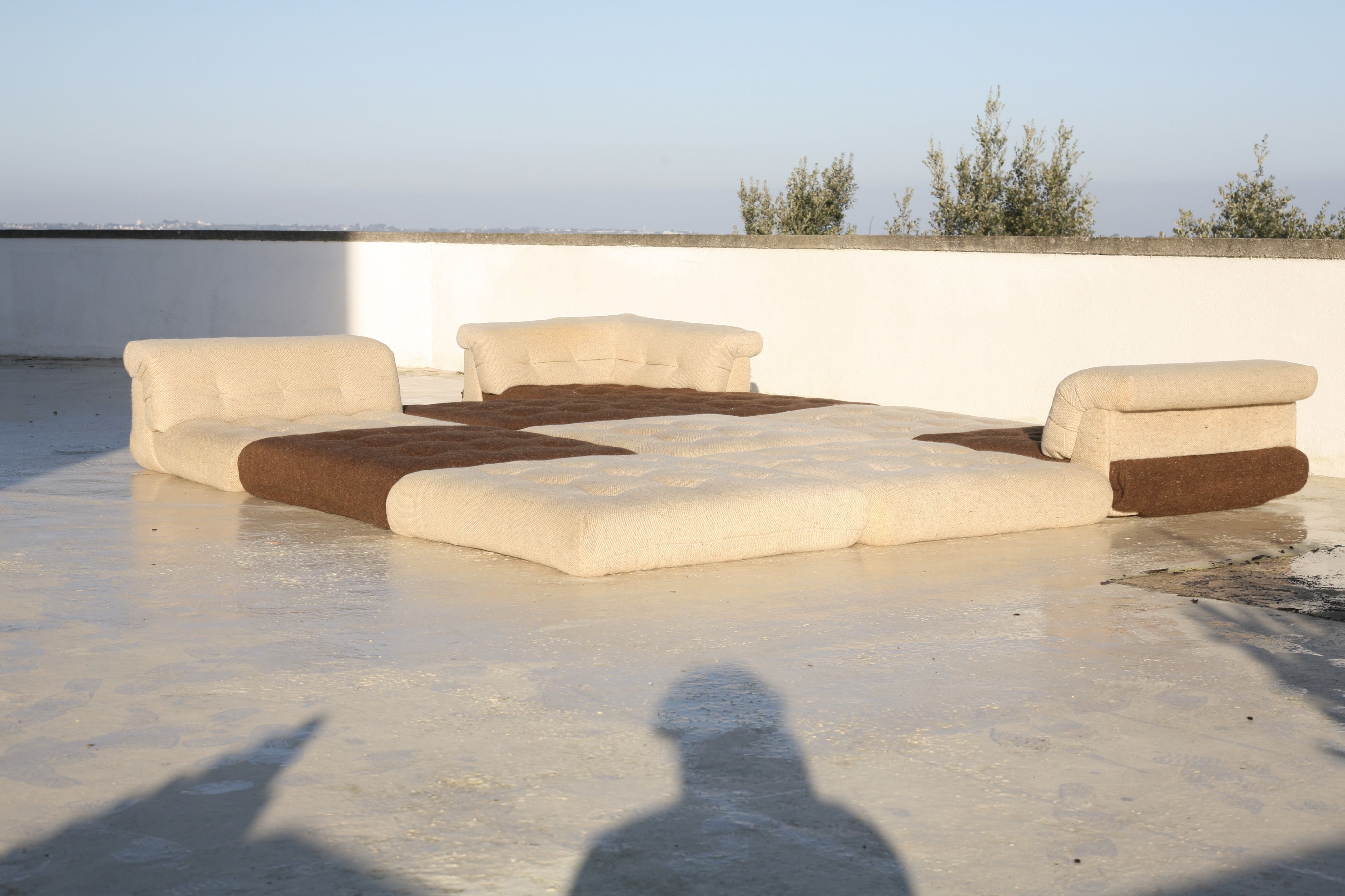 Modular sofa Mah Jong, Hans Hopfer, France, 1971. Roche Bobois Edition.