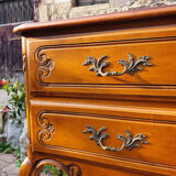 Commode sauteuse esprit Louis XV 2 tiroirs merisier, années 60
