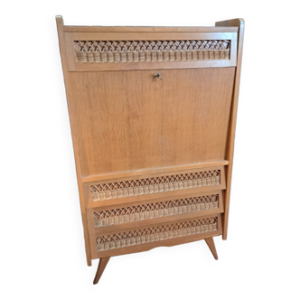 Rattan secretary