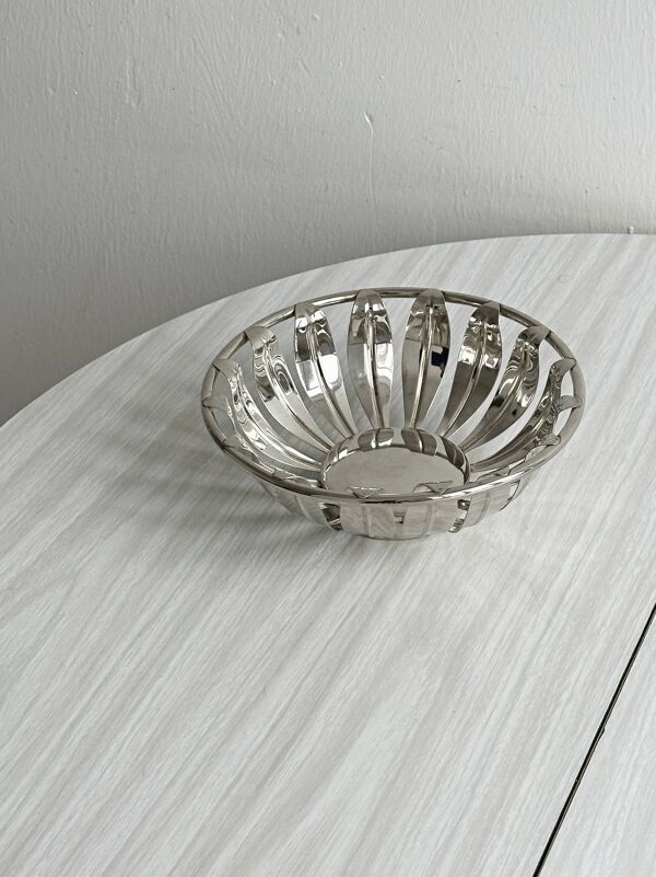 Saladier, corbeille à pain ancienne en métal brillant