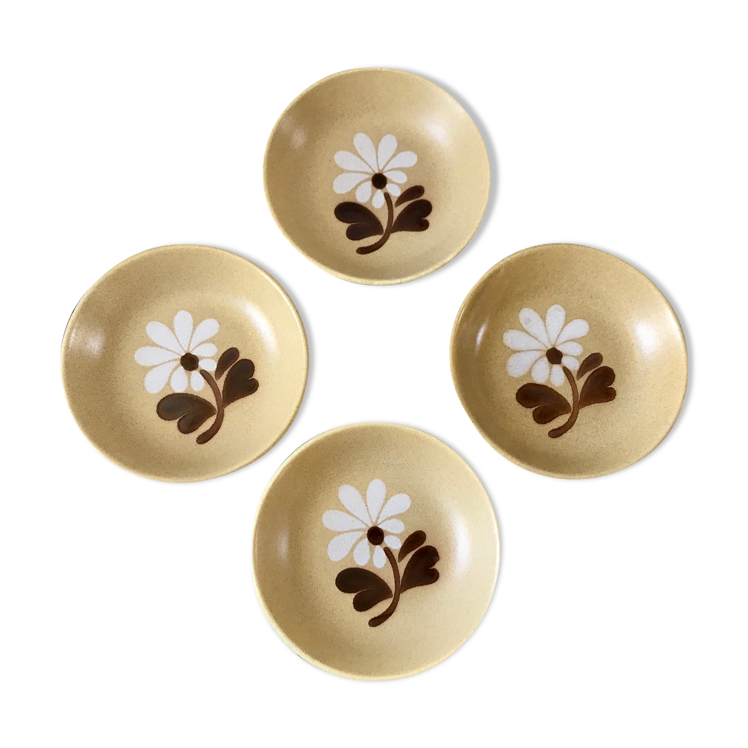 Set of 4 hollow plates in sandstone flowers painted 70s