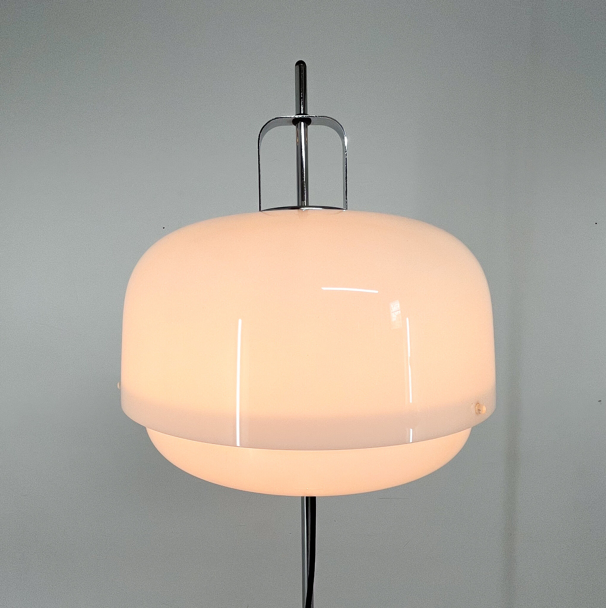 1970s Adjustable Floor Lamp Designed by Guzzini for Meblo, Italy