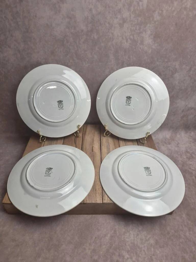 Beautiful set of 4 antique ironstone plates from Saint-Amand and Hamages, Estival model.