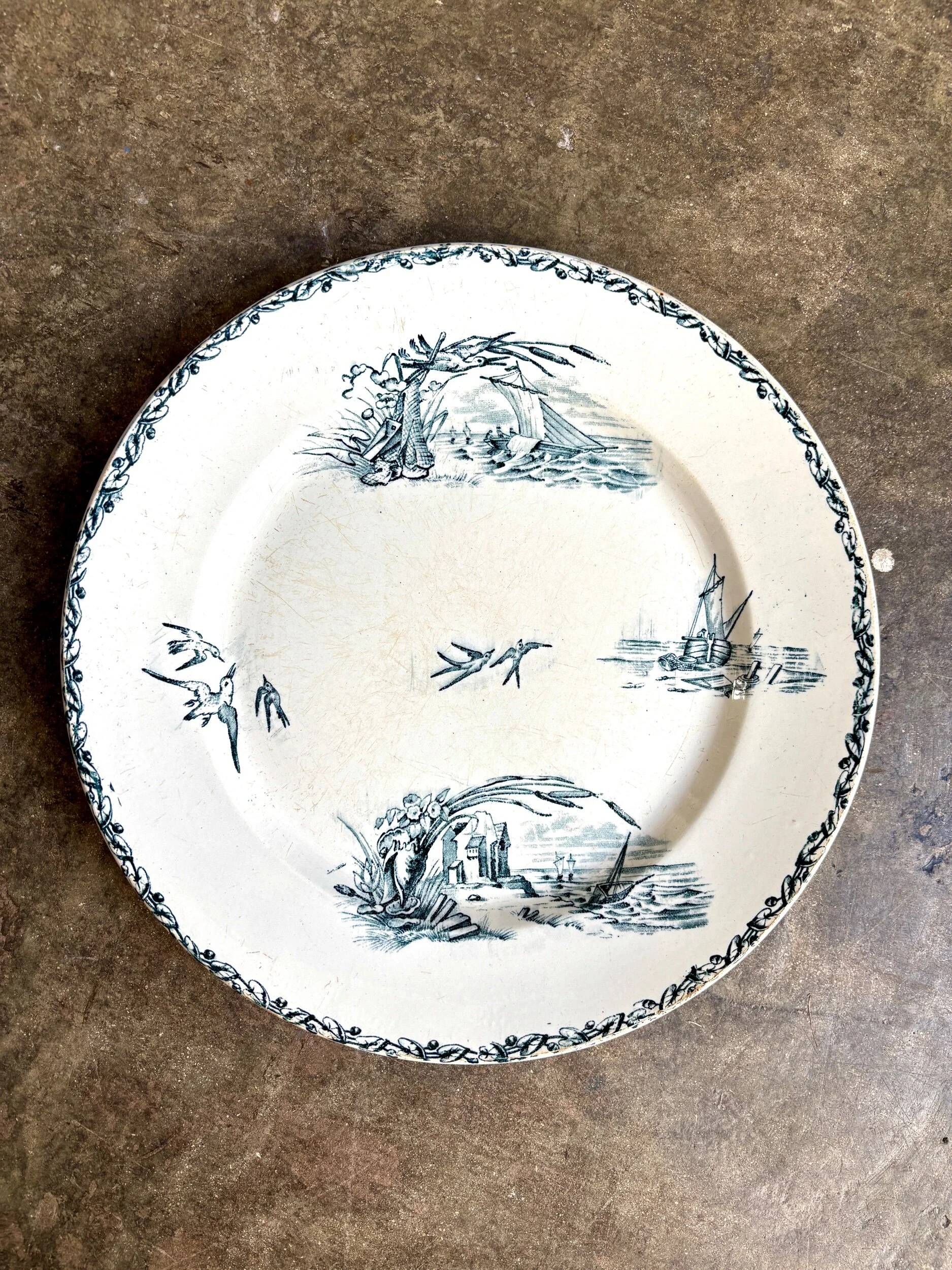 Creil & Montereau round ironstone dish, "Marine" service