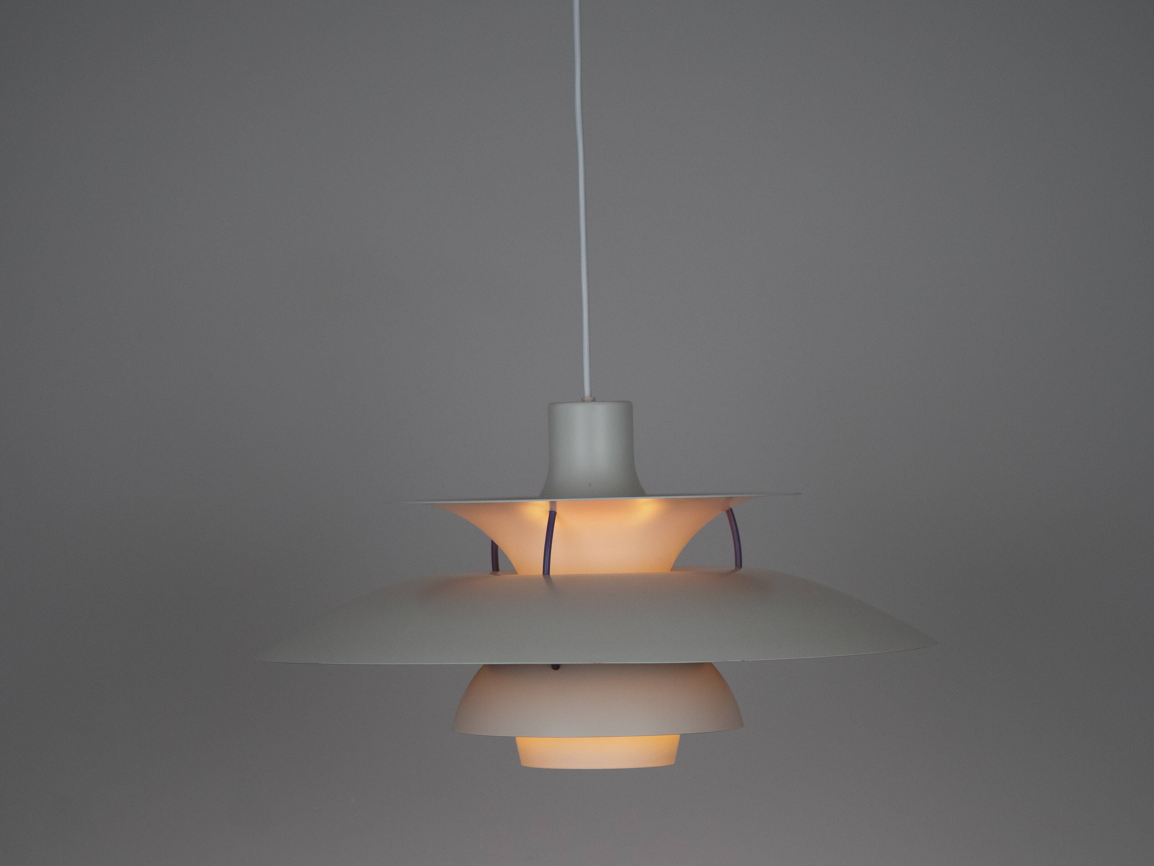 Lampe suspendue vintage danoise PH 5 par Poul Henningsen, Louis Poulsen, 1958