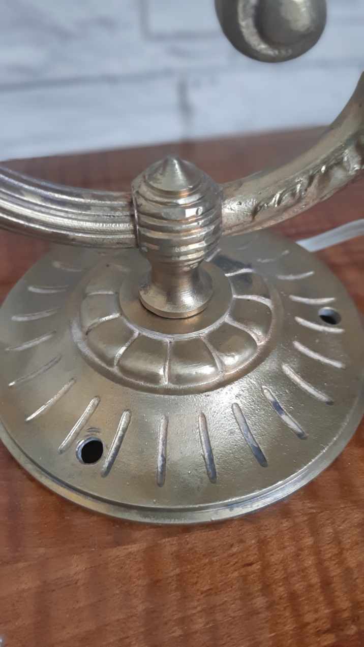 Art deco bronze wall lamp