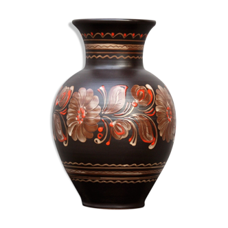 Hungarian vase MHV floral decoration